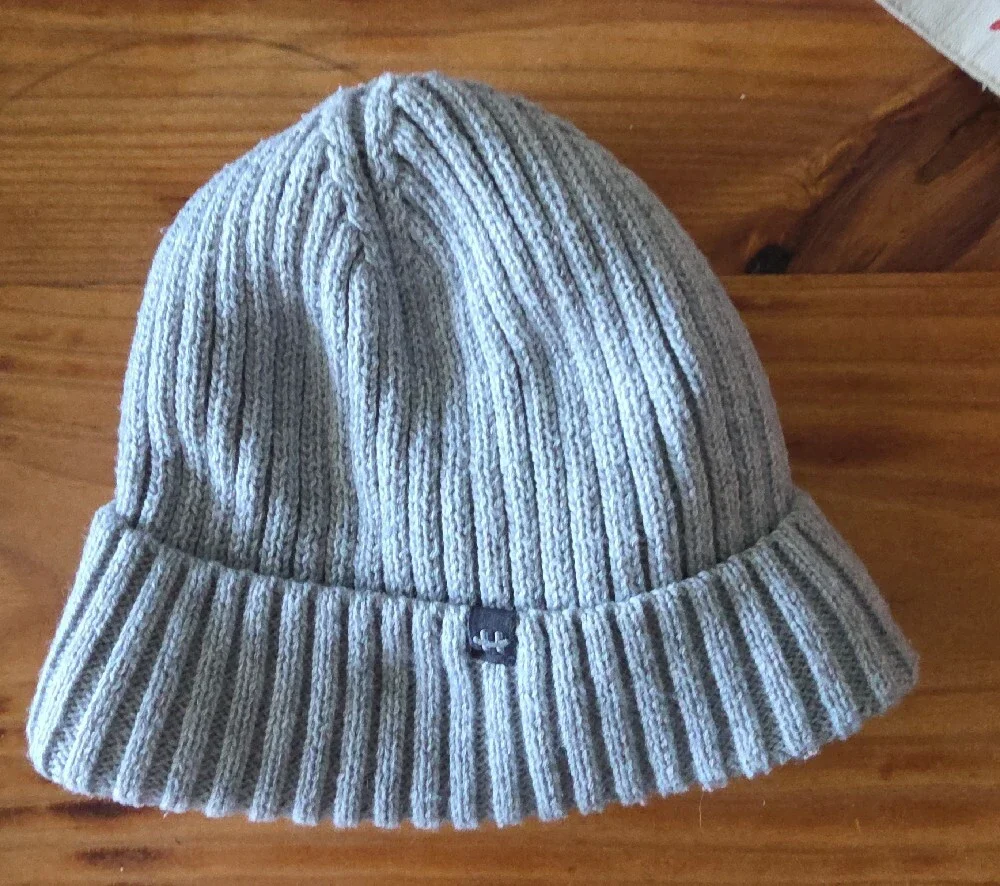 Ribbed Knit Womens Beanie - Light Gray